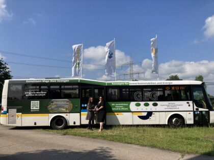 Busübergabe an die GEG-Parks in Delitzsch