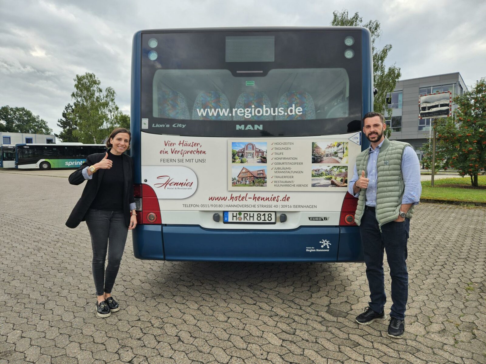 Bus des Hotel Hennies