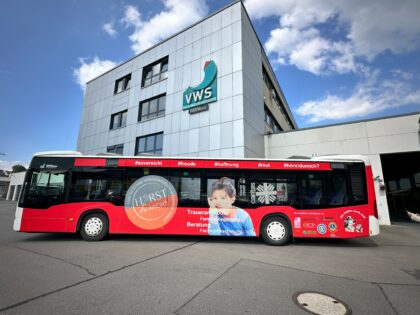 Spendenbus der Caritas Siegen